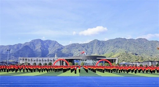 最盛大的福工商体育Party今日燃爆了‼️你最pick哪个方阵？